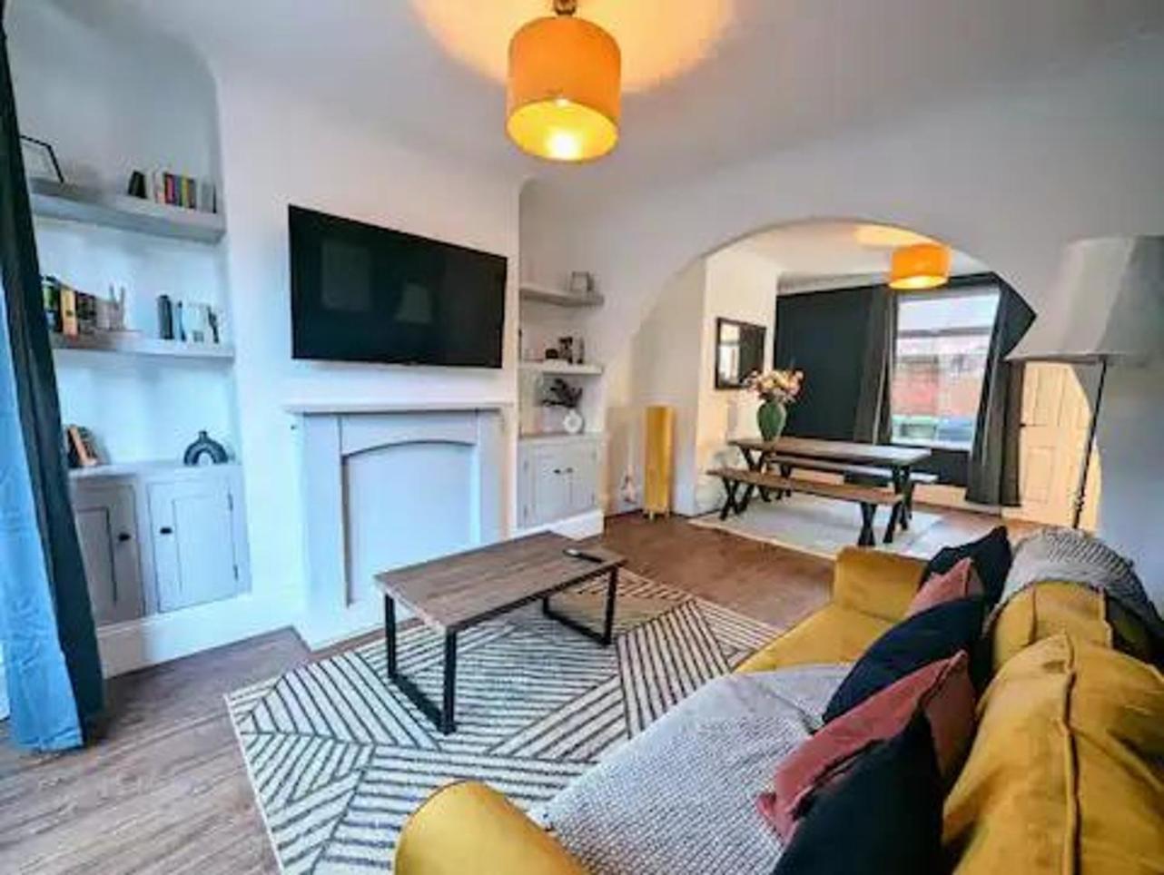 Homely 3 Bedroom House Perfect For Family And Friends 盖茨黑德 外观 照片